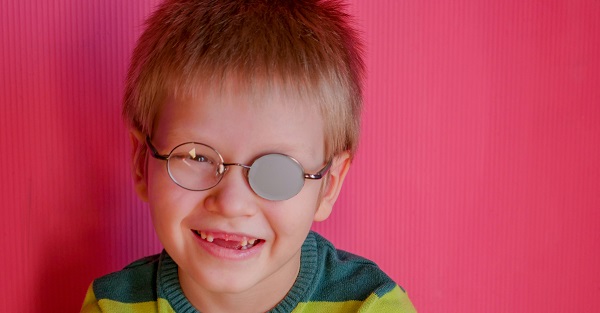 OUR TOP 5 TIPS FOR CHILDREN’S EYE HEALTH AND SAFETY MONTH