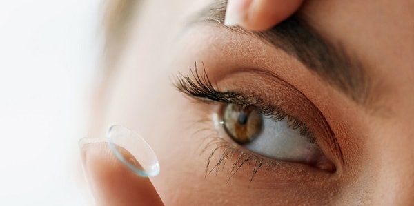 OUR TOP CONTACT LENS TIPS FOR 2020 OUR TOP CONTACT LENS TIPS FOR 2020