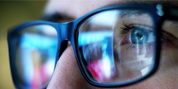 HEALTH AND VISION INSURANCE – WHAT’S THE DIFFERENCE? HEALTH AND VISION INSURANCE – WHAT’S THE DIFFERENCE?